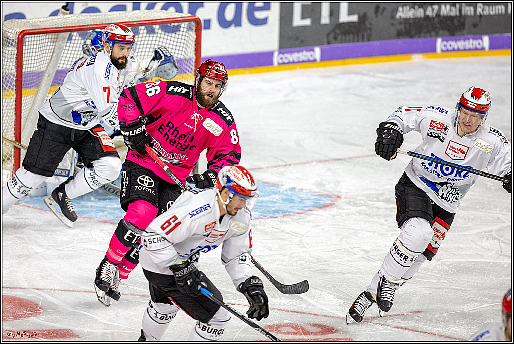 DEL; Koelner Haie - Schwenninger Wild Wings, 07.10.2018